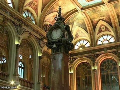 El Ibex gana un 0,11% y recupera en octubre los 7.800 puntos