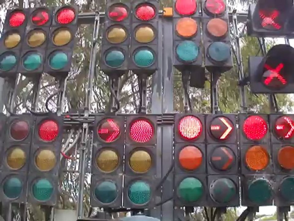 Traffic light test rack