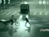 CCTV camera captured Teleportation in China - September 2012