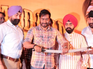 Sikh Community Gifted 'Kirpan' To Ajay Devgan - Son Of Sardaar Press Conference