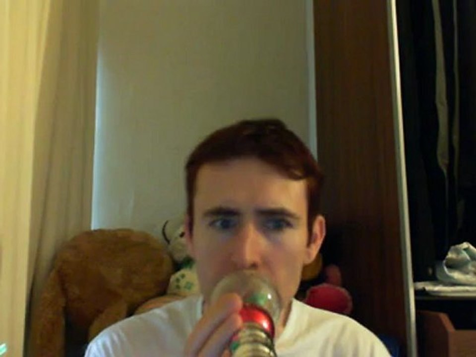 Wiwi égratigne "Mademoiselle" de Zaza Fournier