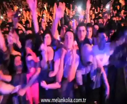 Sagopa Kajmer & Kolera Konser İstanbul BGM 2011 Part 3.flv