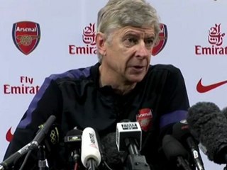 Wenger avverte la Juve: "Per Walcott aspetta Natale"