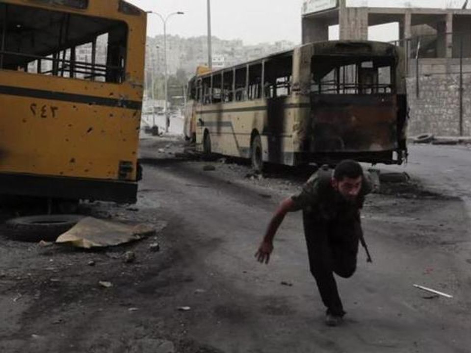 Caméra embarquée sur la ligne de front à Alep