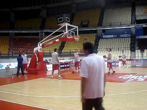 RedPlanet.gr - Προπόνηση στο ΣΕΦ ενόψει Τσεντεβίτα (2)