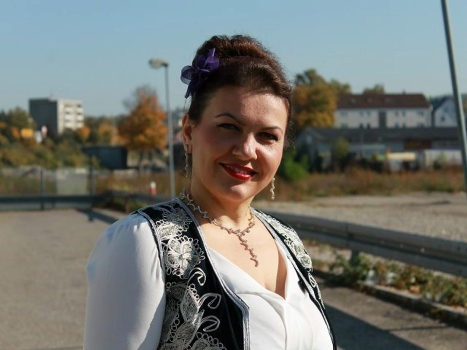 Benita pula--e kujtoj at takim