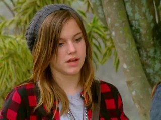 Lia teme que Ju se arrependa de dormir com Dinho