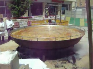 PAELLAS GIGANTES LA BAMBINA MALAGA