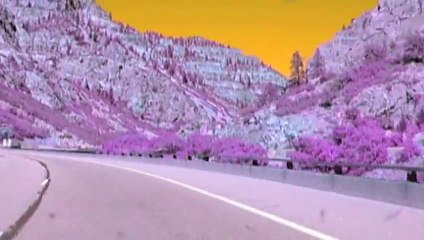 IGOR AND THE HIPPIE LAND  / White line (official video)