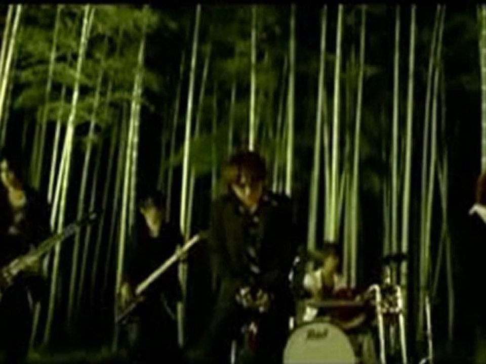 Nightmare - 月の光、うつつの夢 [Tsuki No Hikari, Utsutsu No Yume] PV