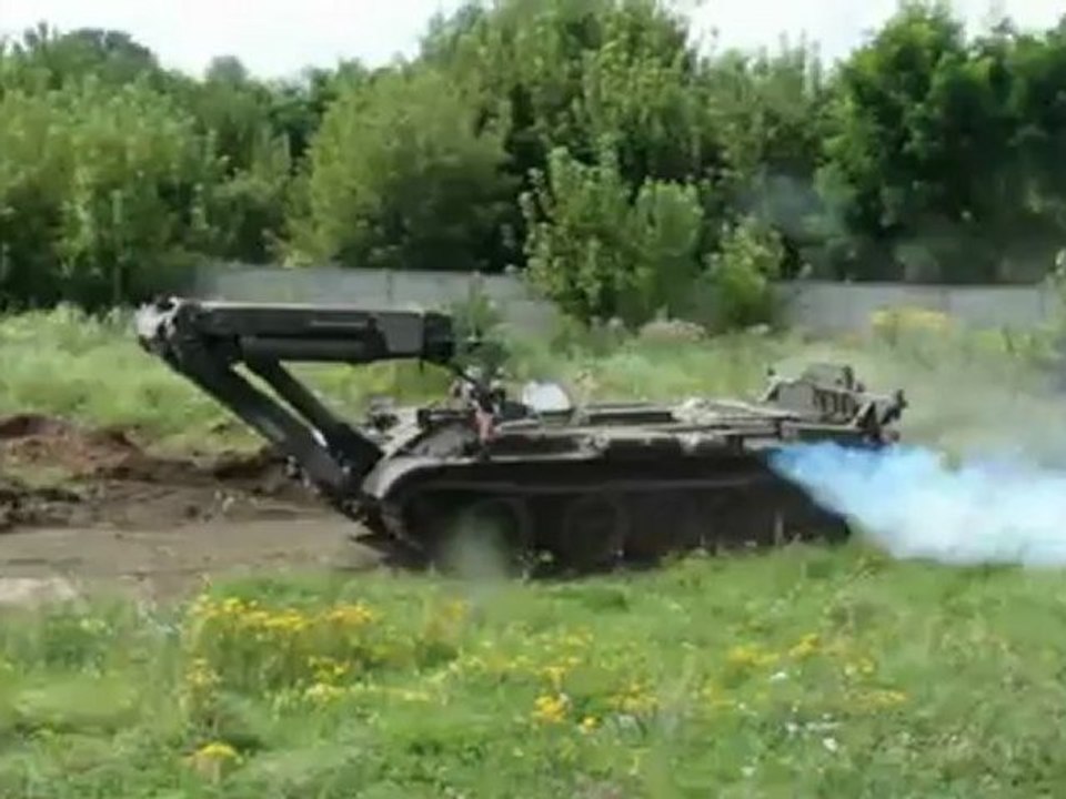 BLG, ANHOL, CZOŁG MOSTOWY, SKWIERZYNA.wmv