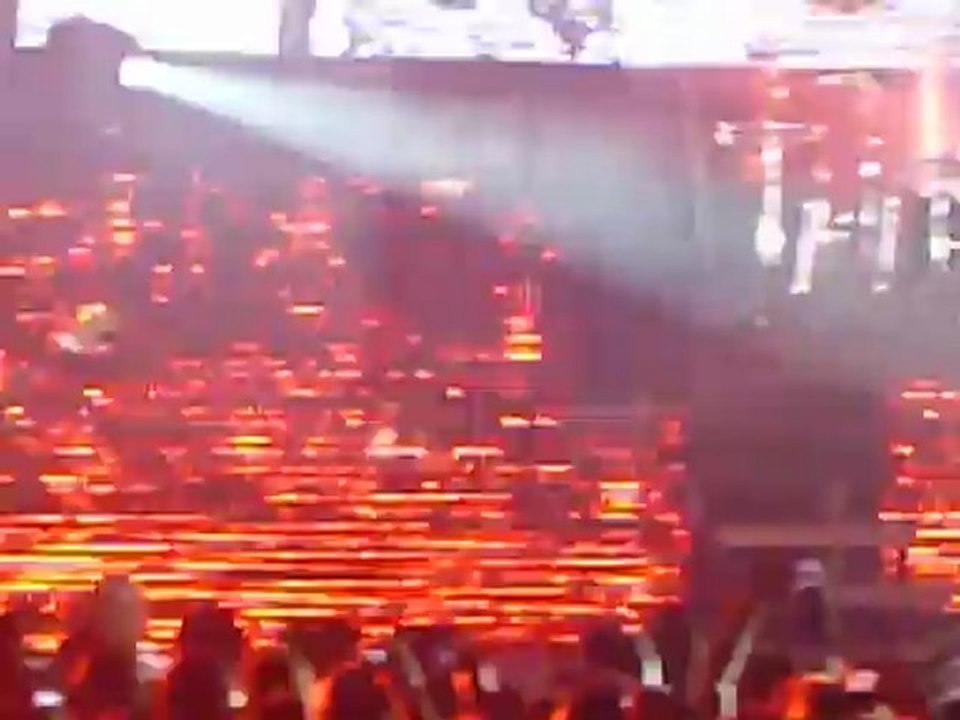 Scorpions - Still Loving You (Live at Zénith de Toulouse - November 2011)