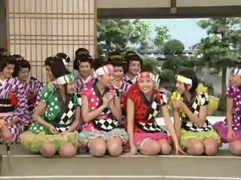 momoclo @ バカ殿 20121016