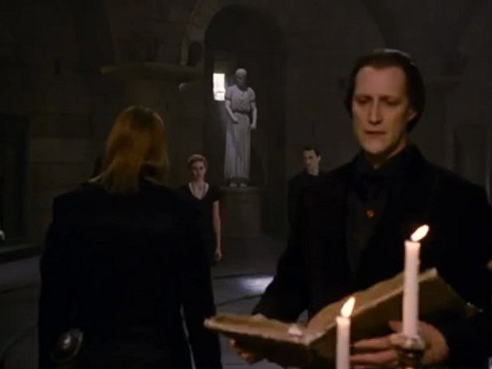 Twilight Saga Breaking Dawn   Part 2 Movie CLIP   Report a Crime (2012)   Kristen Stewart Movie HD