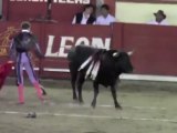 GRAN FAENA DE PONCE EN LA PRIMERA DE TLAXCALA