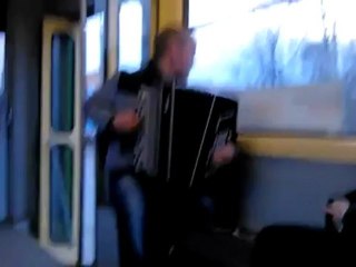 Un air d'accordéon dans les transports en Russie