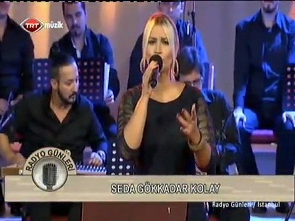 Seda Gökkadar Kolay ~  Bahar bitti güz bitti, Artık bülbül ötmüyor