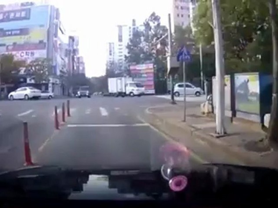 Compilation accident de voiture 2012