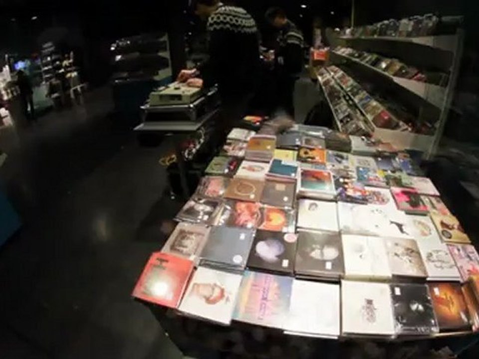 Harpa visite 2 - Iceland Airwaves - 2012 - Ordinateur