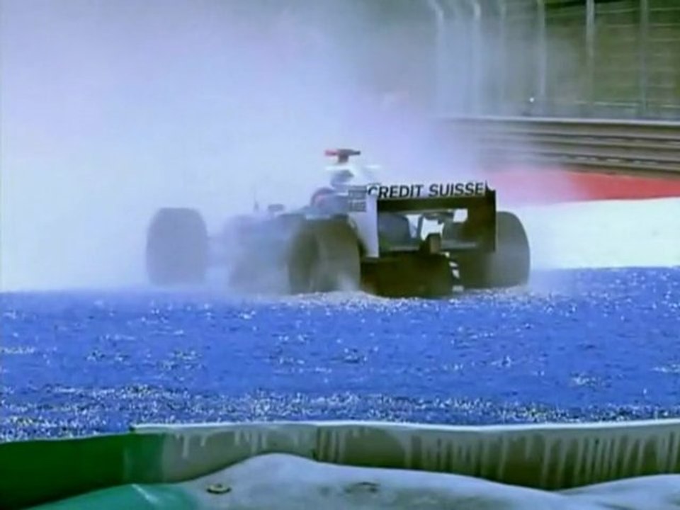 Villeneuve Spun Off in Malaysia 2005