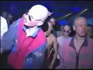 À quoi ressemblait une Rave Party en 1997