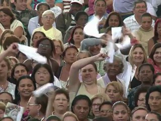 Brazil's biggest church opens its doors