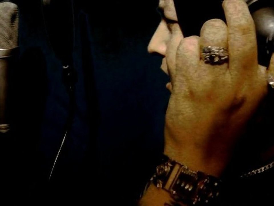 De La Calle 2 (In The Studio) P.O.P ft. PujoMc