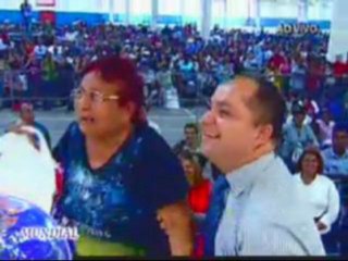 Ap Valdemiro Fazendeiro tira sarro do BISPO Macedo na Cidade Mundial RJ 03-11-12