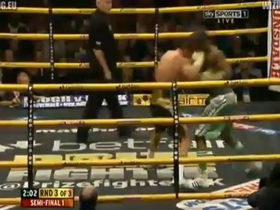 2012-11-03 Larry Ekundayo vs Kris Carslaw