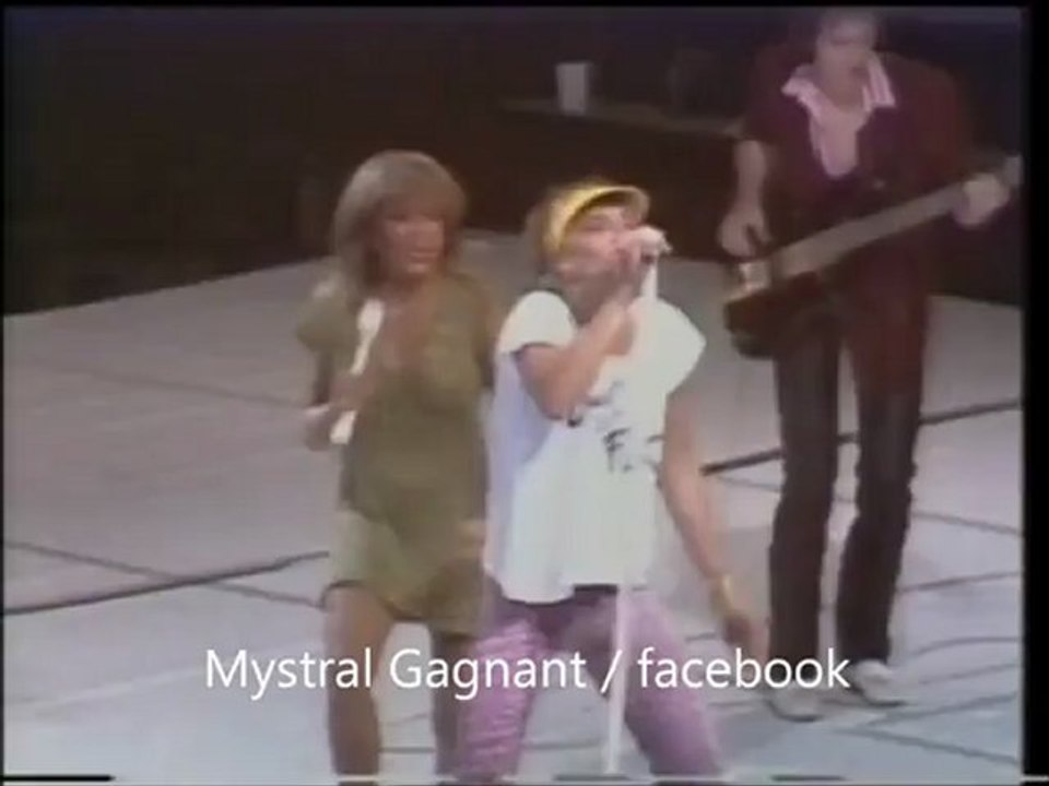 09 hot legs Rod STEWART Tina TURNER live 1981 [HD]