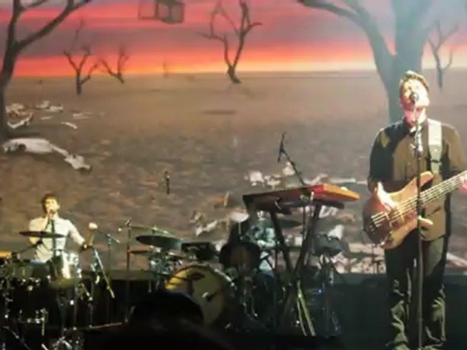 Gotye - Eyes Wide Open @ Zénith de Paris