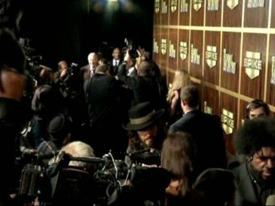 Hollywood pays homage to Eddie Murphy