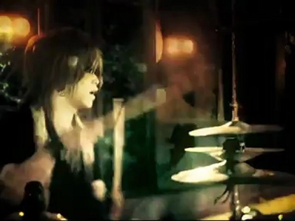 ヴィストリップ vistlip - 深海魚の夢は所詮 Shinkaigyo no yume wa shosen [PV]