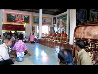 Cérémonie dans le Temple
