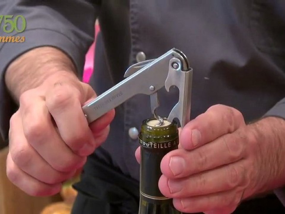 Déboucher une bouteille de vin - 750 Grammes