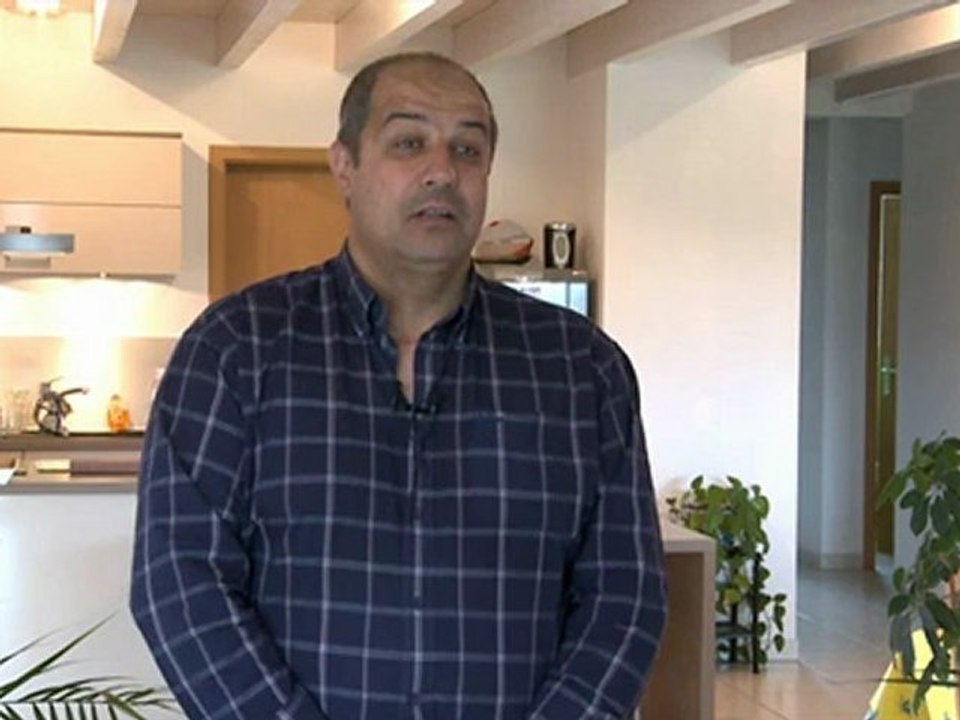 Vivre dans une maison BBC en bois à Levier (Doubs)