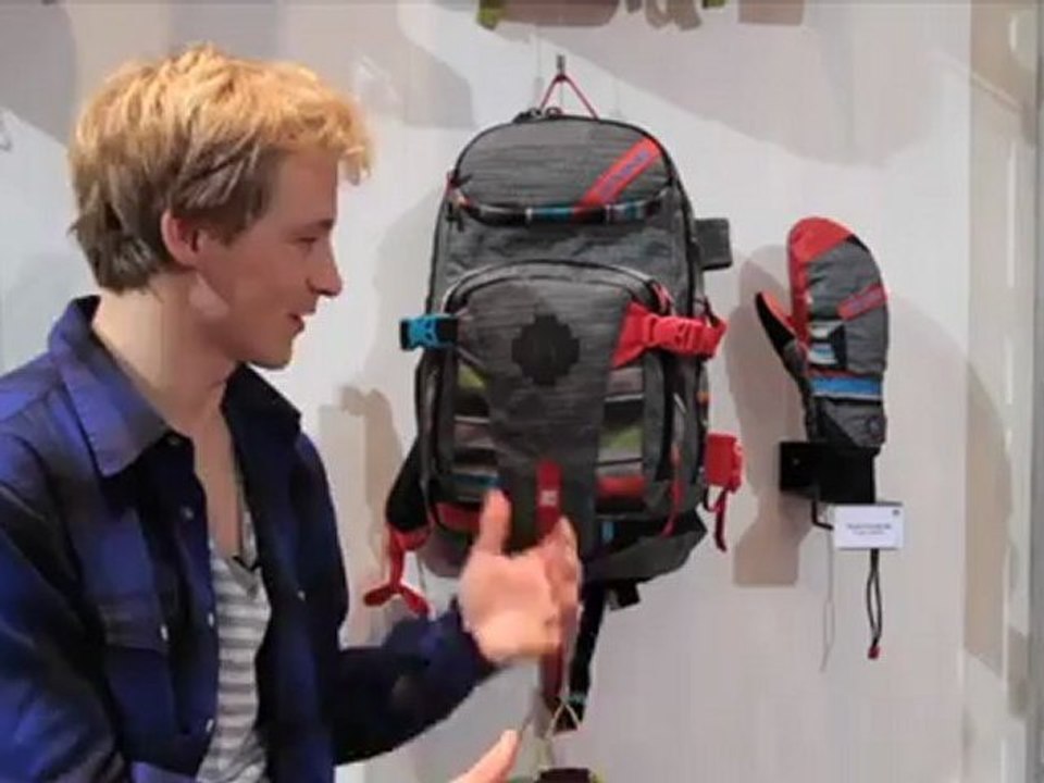 Snowleader présente le sac à dos Team Heli Pro Elias Elhardt de Dakine