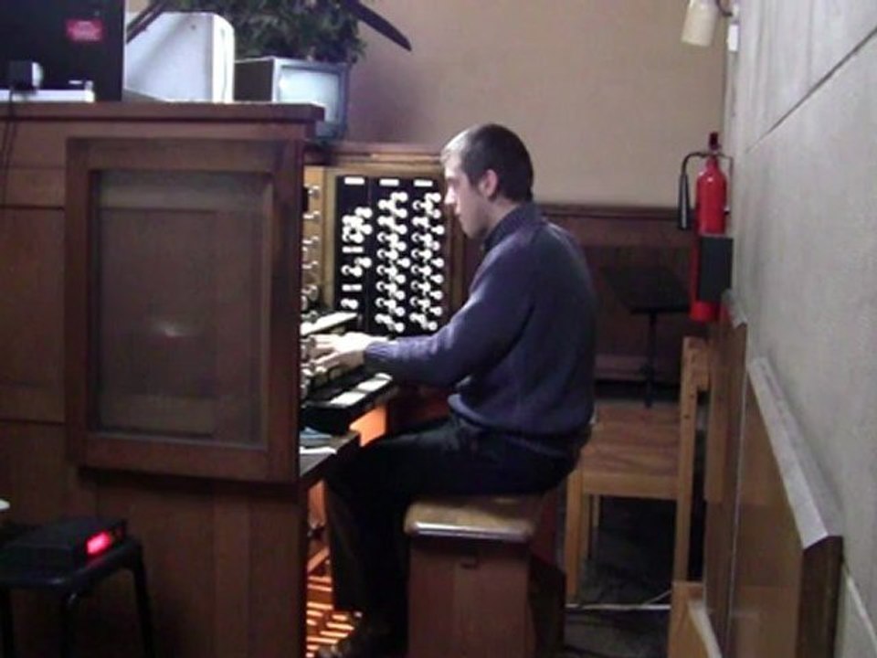 Hail the day that sees him rise - Chris Lawton at St George's Catholic Cathedral, Southwark, London