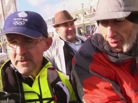 Ретро-авто прошли испытание дождём и градом