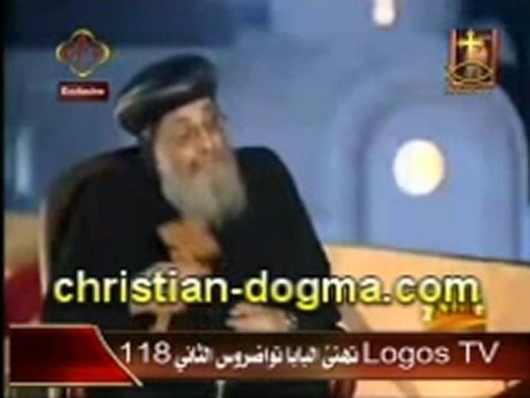 Anba Raphael félicite Anba Tawadros II sur CTV