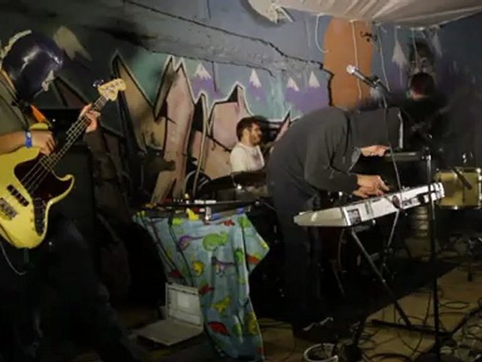 Shiko Shiko - Iceland Airwaves - Sirkus Port - Marmite 2012 - Part 6