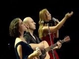 Sertab Erener, Aynur Doğan, Demir Demirkan - Güzelliğin On Para Etmez (Biriz Konseri) - YouTube