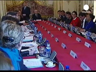 Fransa'da hükümet iş dünyası üzerindeki baskıyı...