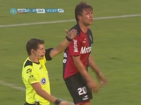 Quand Gabi Heinze envoie une pépite dans la tête d'un gardien !