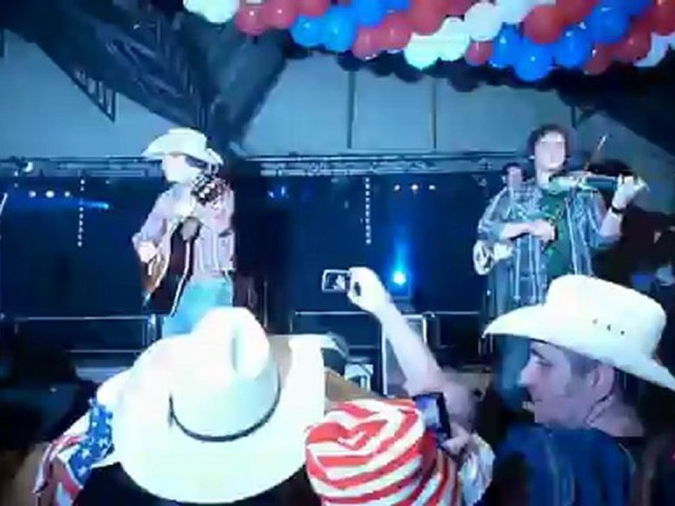 solo Damian Green violon festival country Evreux concert Aaron Watson