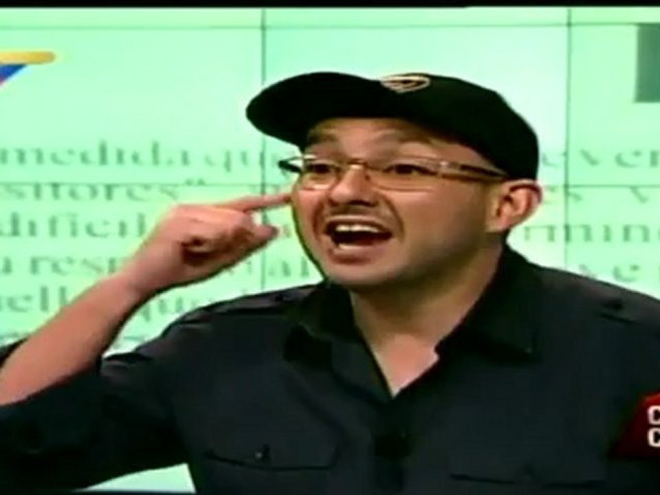 (Vídeo) Cayendo y Corriendo del Día Miércoles 31 de octubre, 2012 (2/3)