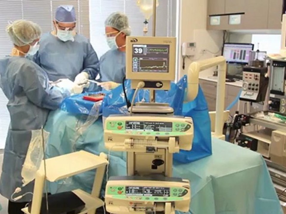 Dental Implants - Meet one of Australia's Leading Implant Surgeons & Innovator - CAID Melbourne