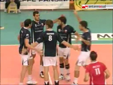 TG 05.11.12 Volley: quinto stop per Castellana, in A2 vola il Molfetta