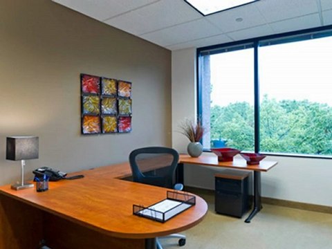 Independence OH office space - Executive suites Oak Tree Bdd