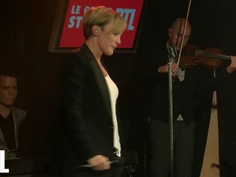 Patricia Kaas - Avec ce soleil dans le Grand Studio RTL présenté par Eric Jean-Jean